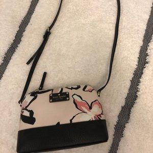 Cross body purse